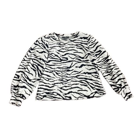 Women’s Social Stamdard zebra print pullover size M - Picture 1 of 6